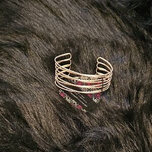 Elegant Gold Cuff Bracelet